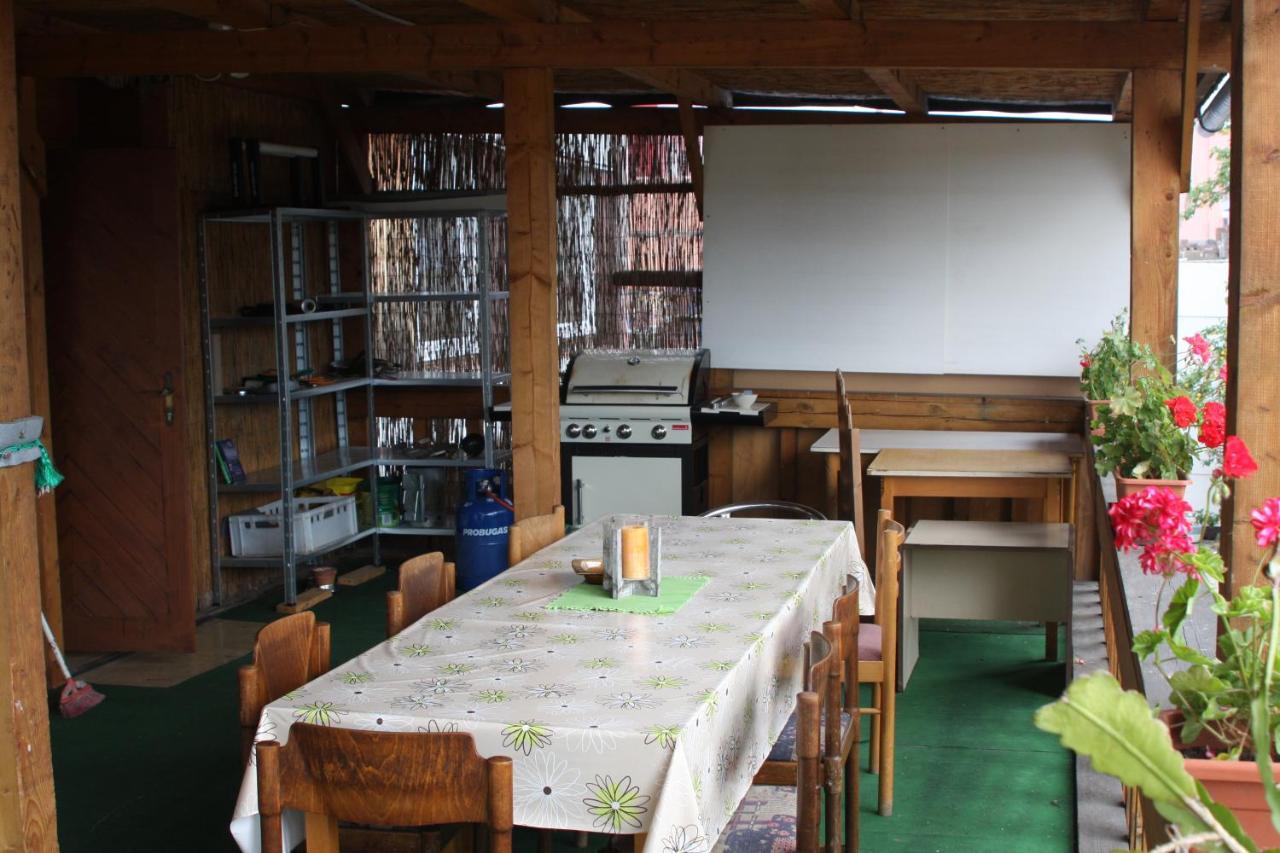 Liptovský Mikuláš Garni酒店 外观 照片
